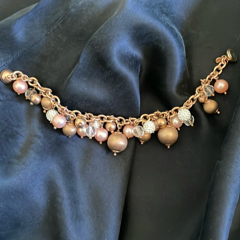 Nude and rhinestone costume jewelry 8 in.